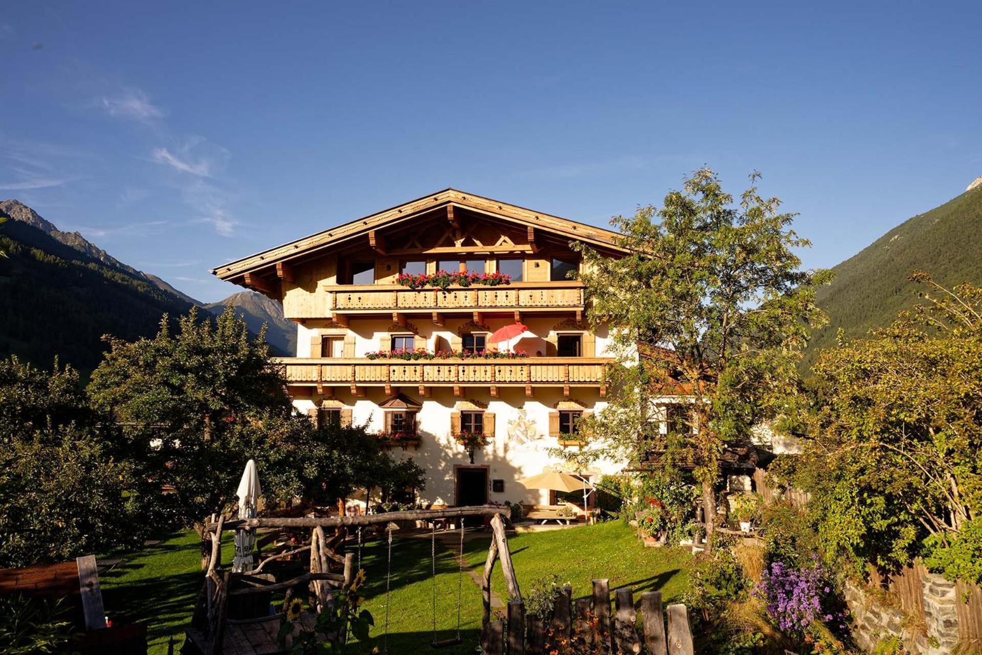 Fleckhof Hotel Нойщифт им Щубайтал Екстериор снимка