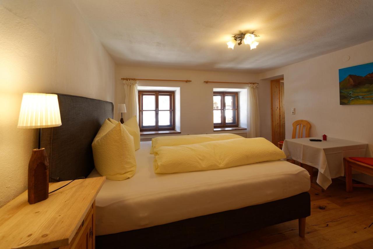 Fleckhof Hotel Нойщифт им Щубайтал Екстериор снимка
