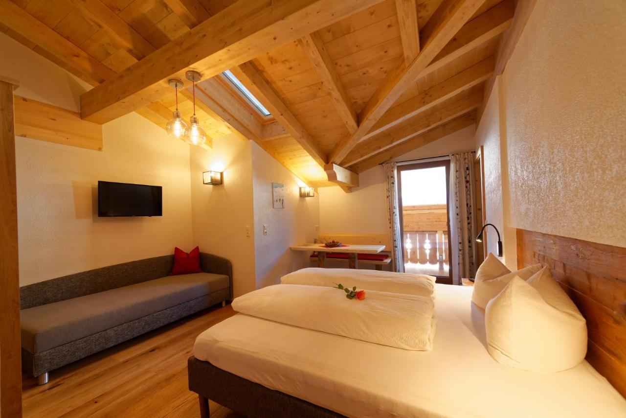 Fleckhof Hotel Нойщифт им Щубайтал Екстериор снимка